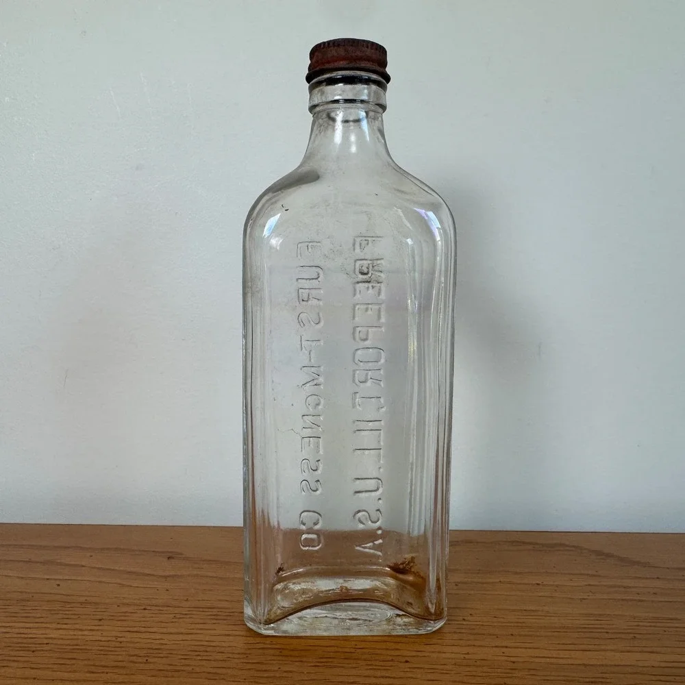 Vintage Furst-McNess Co‎ Freeport ILL USA Embossed Clear Glass Bottle Rusty Cap